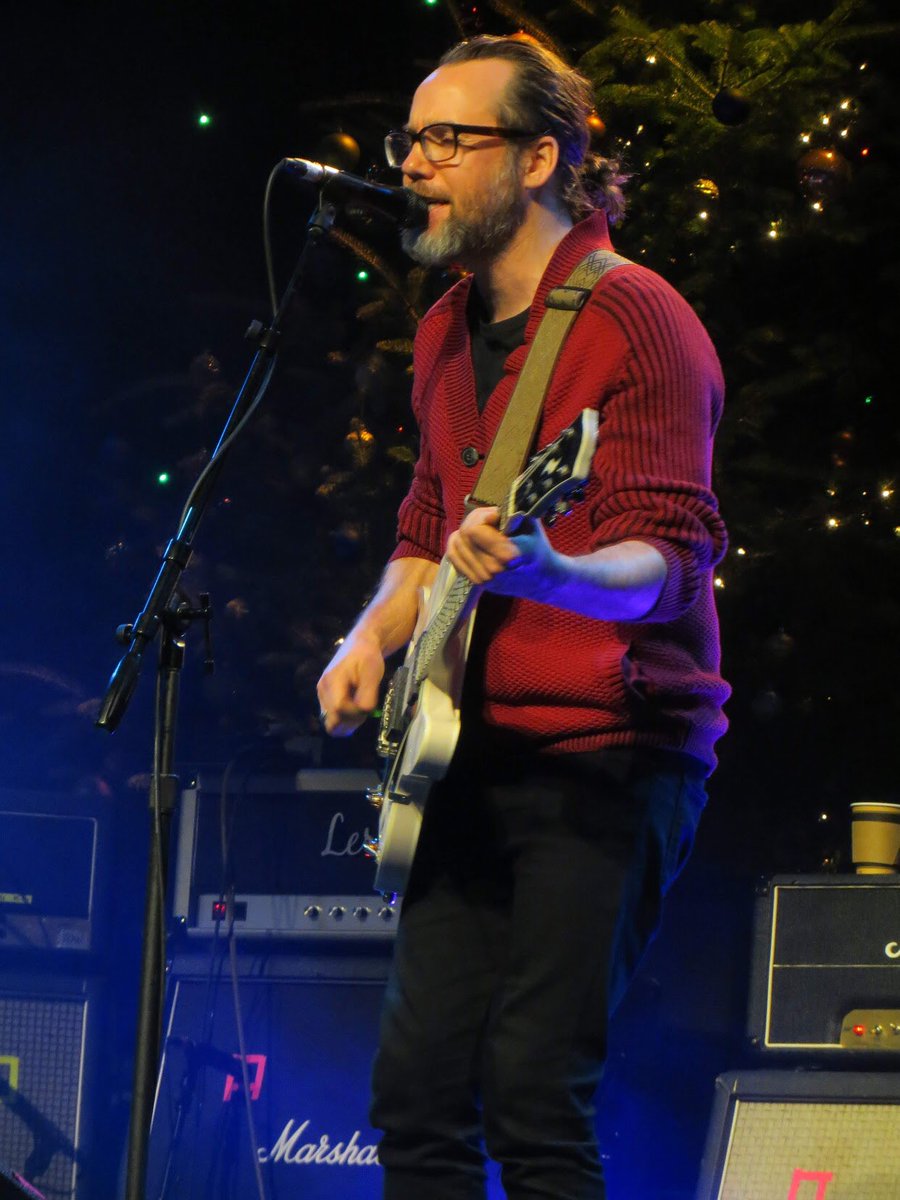 BKONTHESCENE's tweet photo. #picsBy @salconcert
.
.
.
#andyKimChristmasShow #KimMitchell #brokensocialscene #russellPeters #allForAGreatCall https://t.co/7hCBVrBRn2