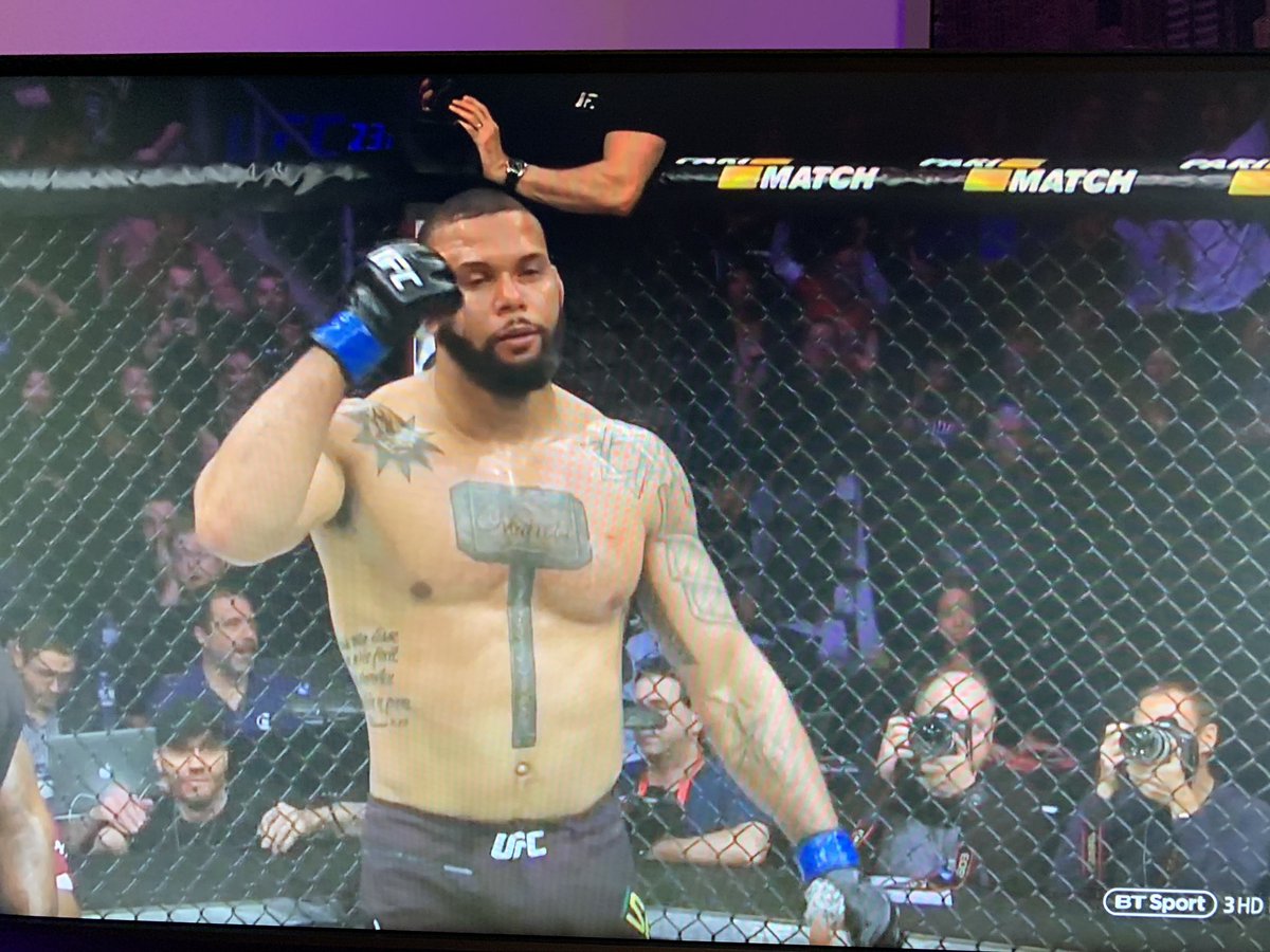 Etaaa3's tweet photo. *NEW OFFICIAL THOR MOVIE TRAILER* #ufc231 #Thor2018 @TMarretaMMA https://t.co/ee2pGTQeQj