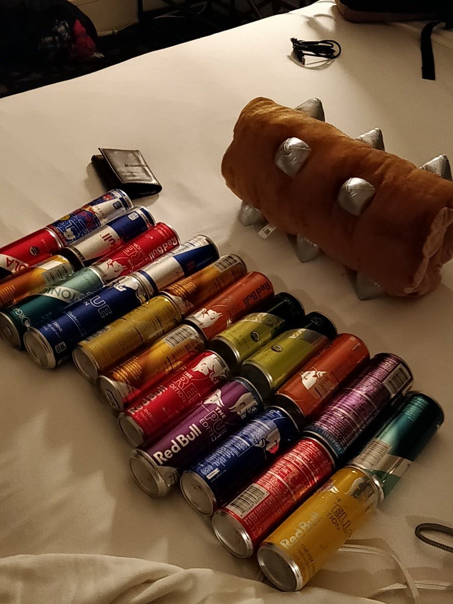 Didn't win Red Bull but at least I got this 💩