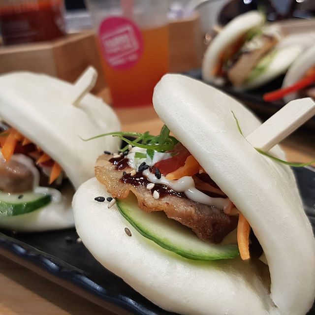 TopSnapTSV's tweet photo. All about food lately ;) Pork belly bao at Harri Dumpling, yum yum https://t.co/TzbXOKbzJ6