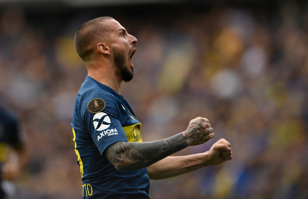 HinchasRealesFb's tweet photo. Que Se Preparen Hoy Juega #River VS #Boca En La Noche A Las 8.30 Pm En El Santiago Bernabéu Copa Libertadores https://t.co/hdapJINVq8