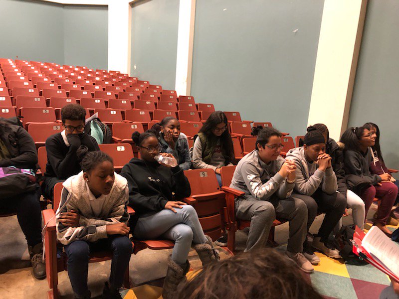 FWISD_HandleyMS's tweet photo. Congratulations to our Greyhound Spelling Bee participants and Grade Level winners! Our overall winner will represent us at the Area #3 competition in January. Goooooooo Hounds! #IAMHANDLEY https://t.co/W2crvcHDmg