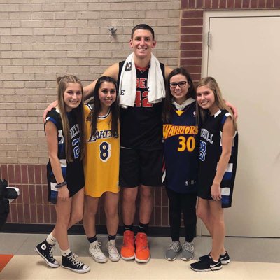 lexirush24's tweet photo. #NewProfilePic https://t.co/QegE4O7Q12