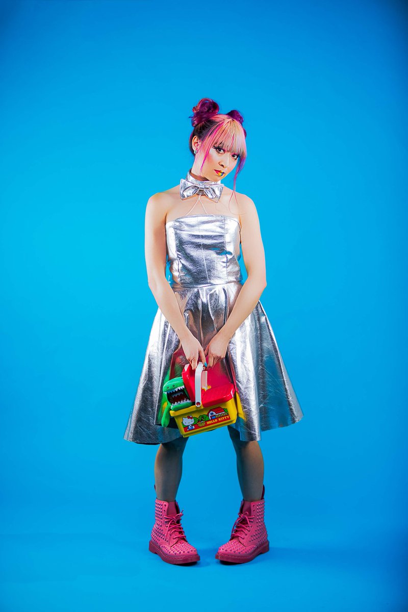"hangry for harajuku" 😋 published in <a href="/elegantmagazine/">Elegant Magazine</a>
a juju dang production.
Designer - @bemeticulouslyeccentric 
Photographer - @teropatana 
MUA - @ricktothmakeupartistry 
Hair stylist/colorist - @jeremytoddabraham
#japanesecandy #harajuku #tokyo #model #Editorial #published