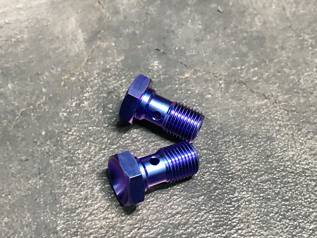 人気デザイナー βTITANIUM ベータチタニウム リアサスペンションリンク チタンボルトキット カラー cihangurup.com.tr