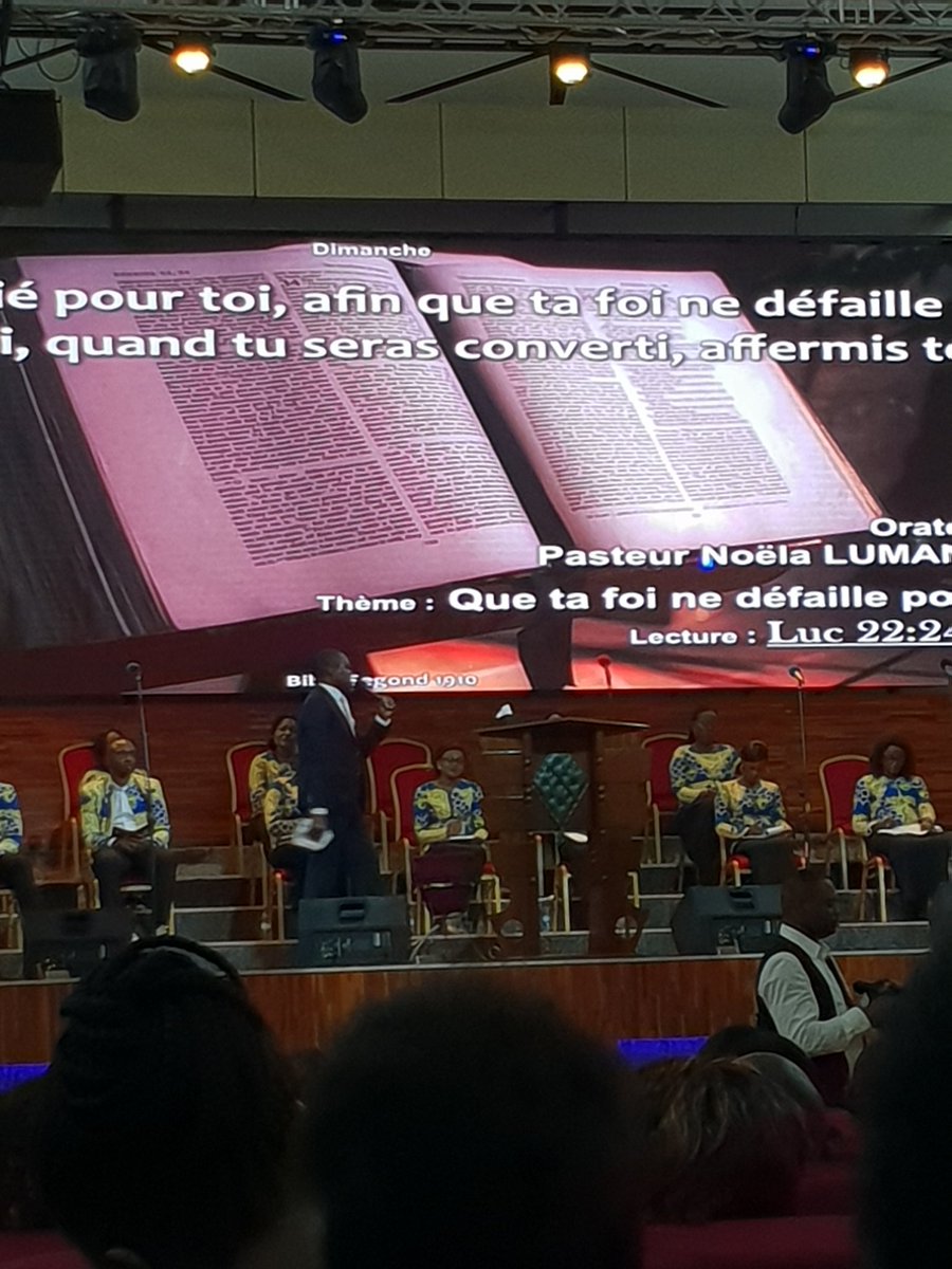 FloraMimick's tweet photo. Happening now!!
"Dieu ns révèle les choses cachées pas pour nous déstabiliser mais pour nous responsabiliser..."
Past Lumande.
#paroledusalut https://t.co/kDkBzkfC5y