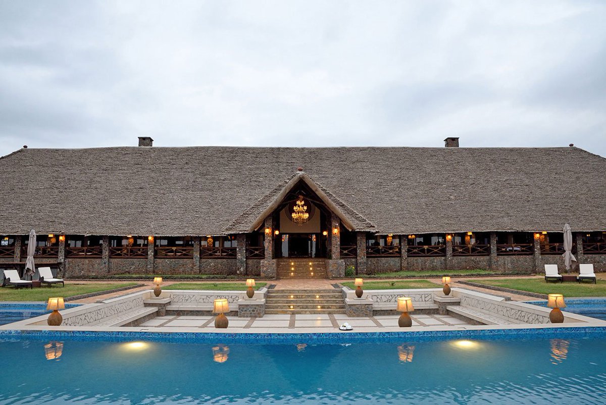 Dreamvacation24's tweet photo. #guess the #lodge
#serenalodge #MountMeruHotel #Kilimamoja #Kilimamoja #Serenahotel  
#MoutnMeruHotel #Tanzania #TanzaniaUnforgettable 
#dreamvacation247 #dreamholiday247 #vacationmode #vacationtime 
https://t.co/1irQvIjOQ8 https://t.co/x2WCIILpBR