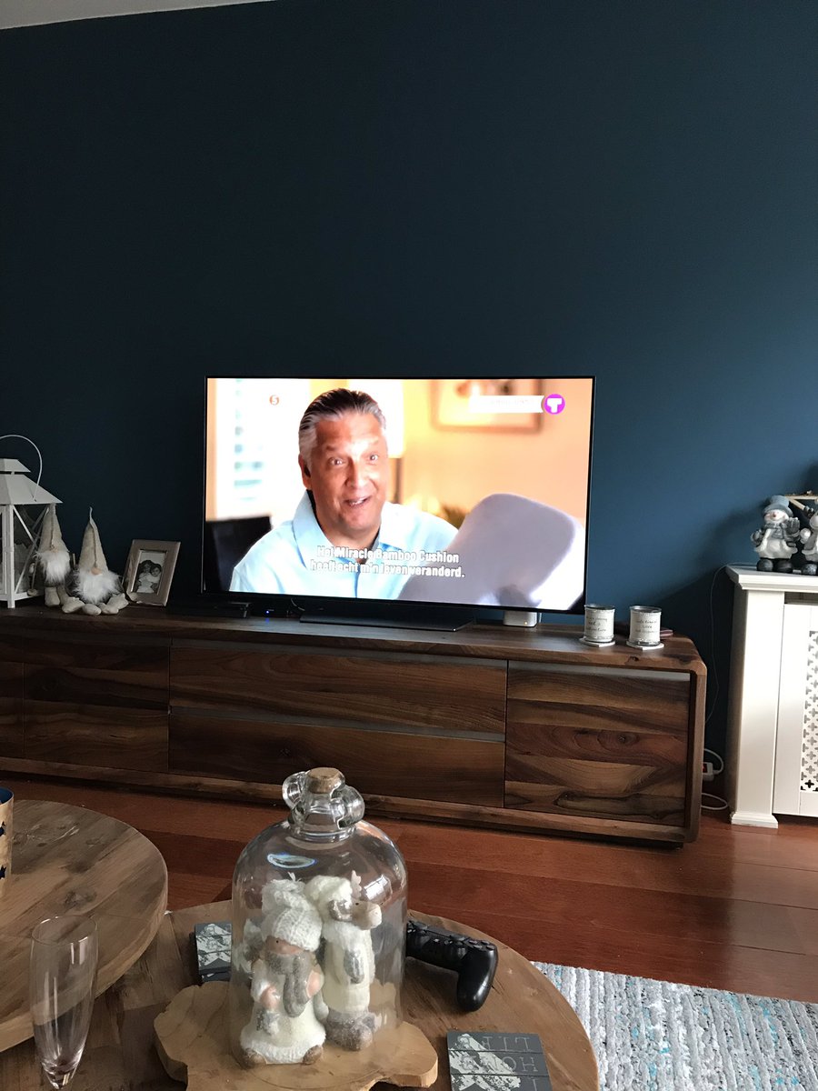 Zwarte_Magica's tweet image. Ik hoor net dat ik een Bamboo cushion moet kopen. Het gaat mijn leven veranderen. Ze zeggen het echt. #teleshop