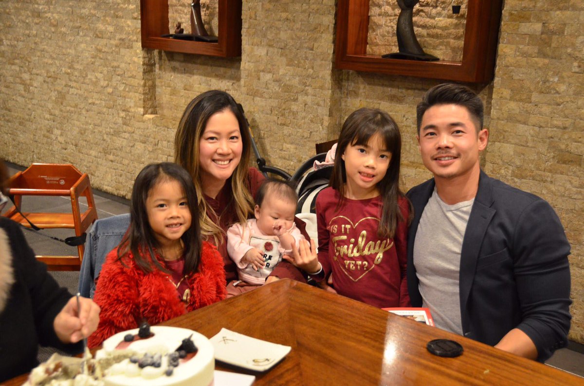 KLBs21's tweet image. We love this time of the year and we hope you do as well!!! ❤️❤️❤️