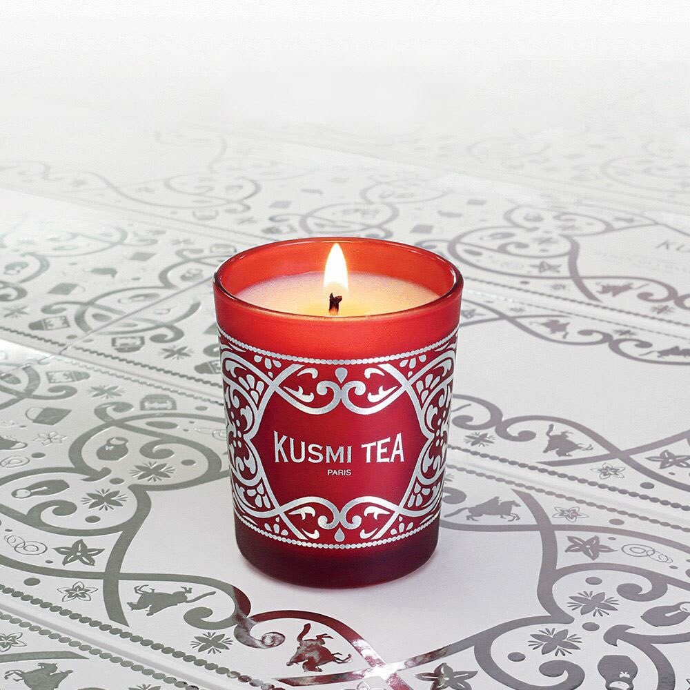Light up your holidays! 🕯
Our new Winter scented candle offered with purchases of £60 at our London store on Marylebone High Street 🎁