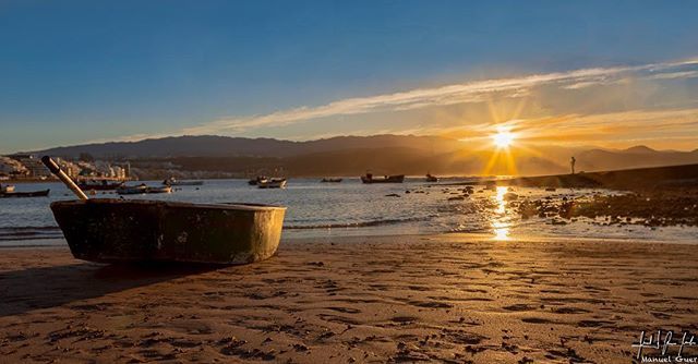 manguerram's tweet photo. #barca #atardecer #sunset #playadelascanteras #laspalmasdegrancanaria #grancanaria #lovegrancanaria
#ig_laspalmas #ig_canaryislands #ig_canarias #ig_canarias_landscape #canaryislands #canarias_goodlife #igerslpa #canariasviva #dukefotografiaweekly #ok_ca… https://t.co/BaHvRCepO6 https://t.co/8Bz7nTcO9M