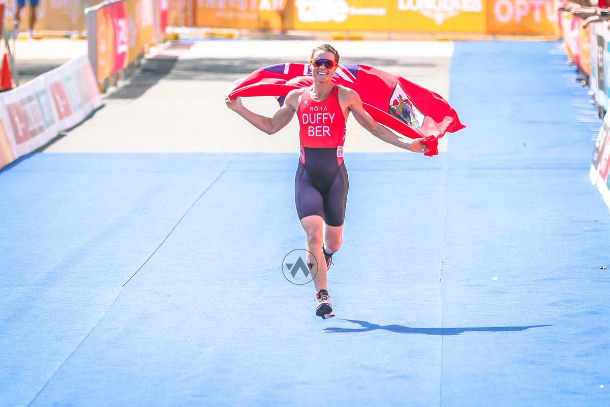 witsupcom's tweet photo. #TBT
That moment when @floraduffy won gold on Aussie soil. #CommGames2018 #WITSUP #WomenInTriathlon https://t.co/JEV6M0kWIT