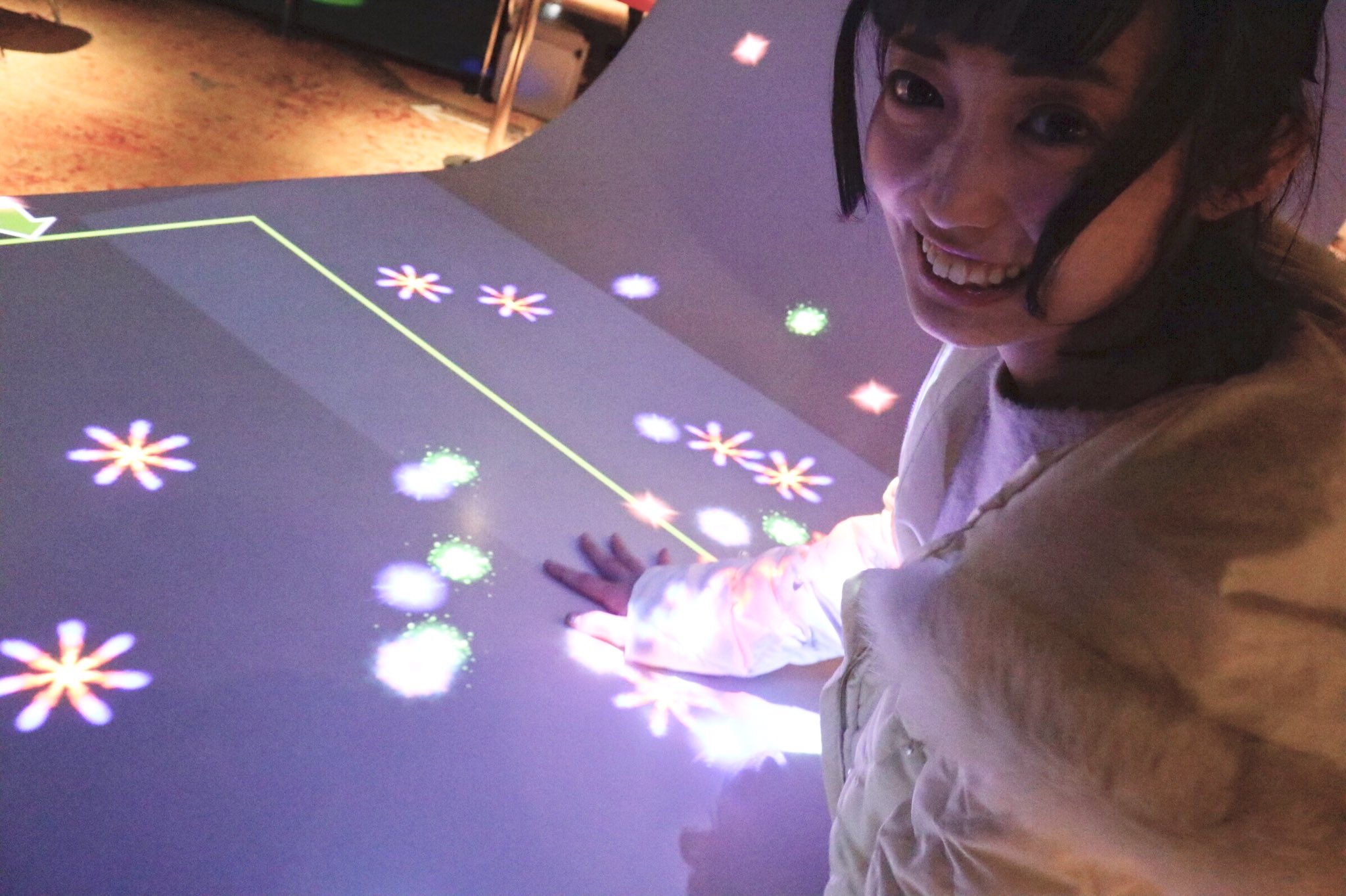 超絶麺ヘラめるちぃ めるけん 1819 お台場spp祭 自称デートオフ会w うめのるな その2 アクアシティ内のゲーセンでホッケー バスケのゲームを遊び 2つとも俺は負けたがww 笑いに笑って良い汗かいた ゲーセンの後 ソニー