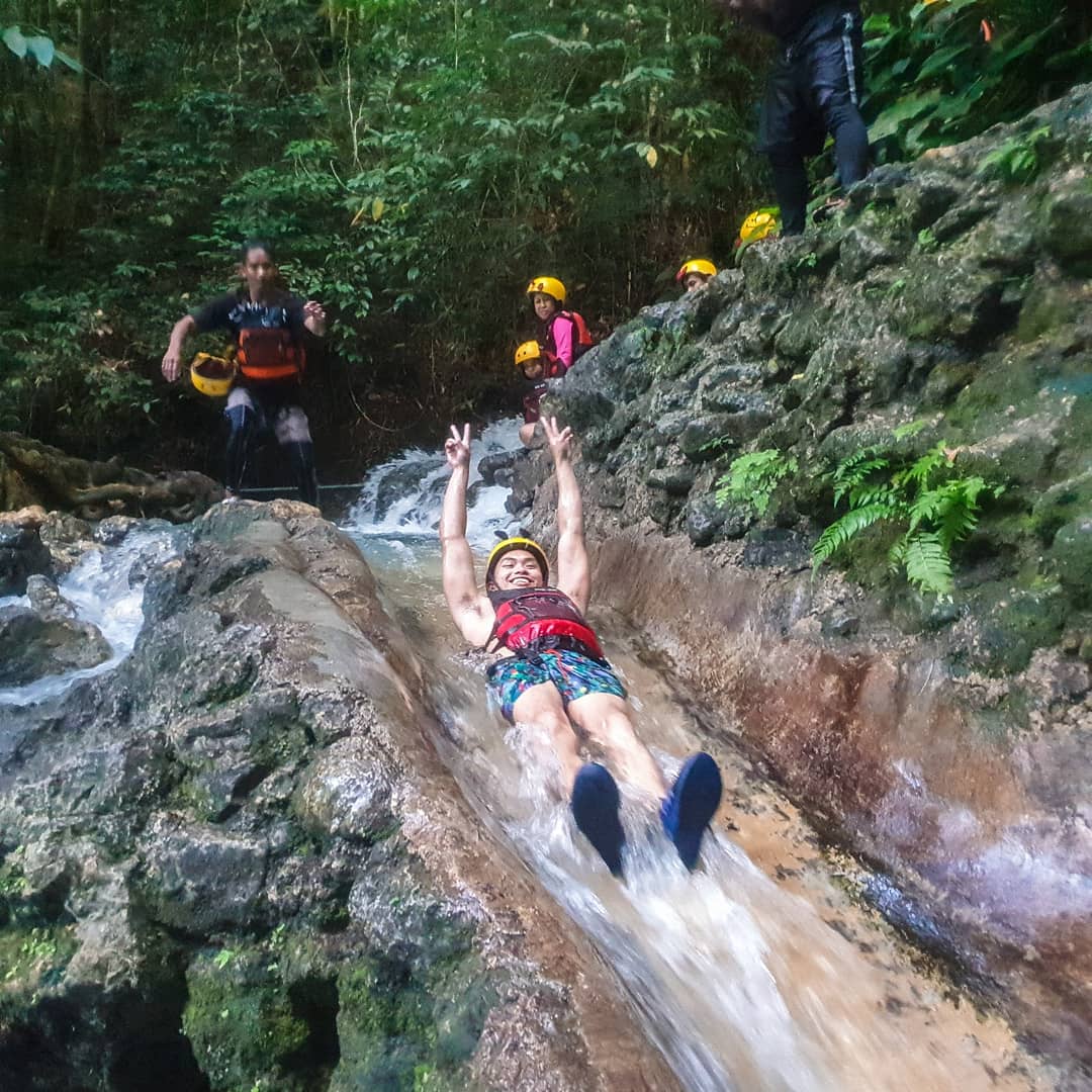Cristiastic's tweet photo. #travelphotography #cebu #inframe #nature #inframeph #hills #discoverearth #doyoutravel #ig_visuals #ig_philippines #philippinelocal
#philippines #beautifuldestinations #water #waterfalls #wanderlust #huaweimate20 #huawei #leicaphotography #leica #nature #waterslide https://t.co/CxdQ3Kjc7S
