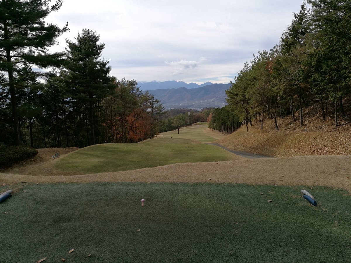 miyagitatikawa's tweet photo. 勝沼ゴルフコース　out43 in50　12000円 https://t.co/FBDpiO8yYL