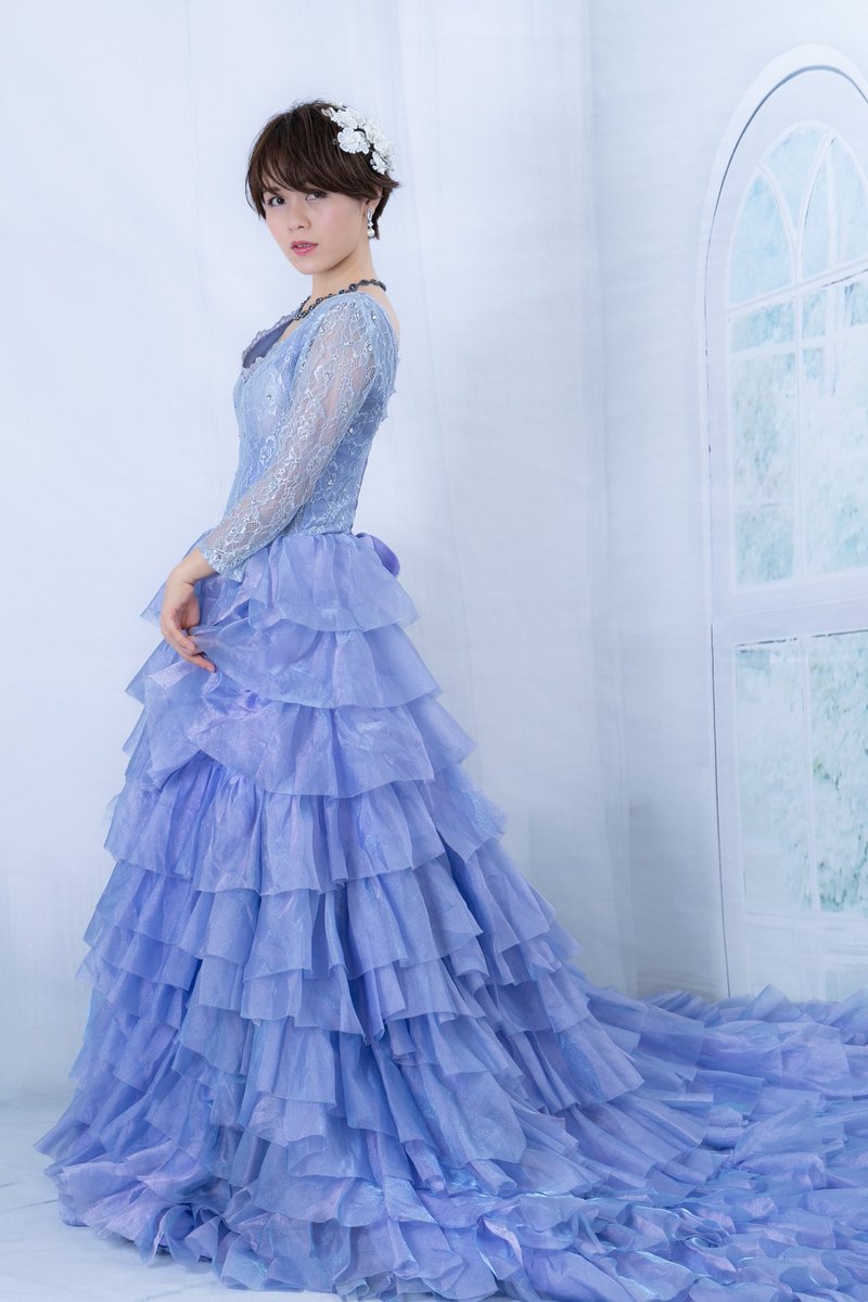 Yua Wedding ウェディングドレス紹介 Cg17 可愛いフリルスカートに鮮やかブルーのカラードレスです ウェディングフォトやレストランウェディング 二次会ドレスに如何でしょうか 沖縄でのウェディングドレスレンタル 購入はyua Weddingへ 日本中の