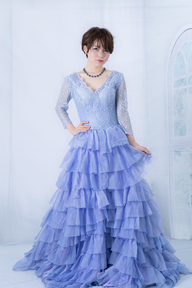 Yua Wedding ウェディングドレス紹介 Cg17 可愛いフリルスカートに鮮やかブルーのカラードレスです ウェディングフォトやレストランウェディング 二次会ドレスに如何でしょうか 沖縄でのウェディングドレスレンタル 購入はyua Weddingへ 日本中の