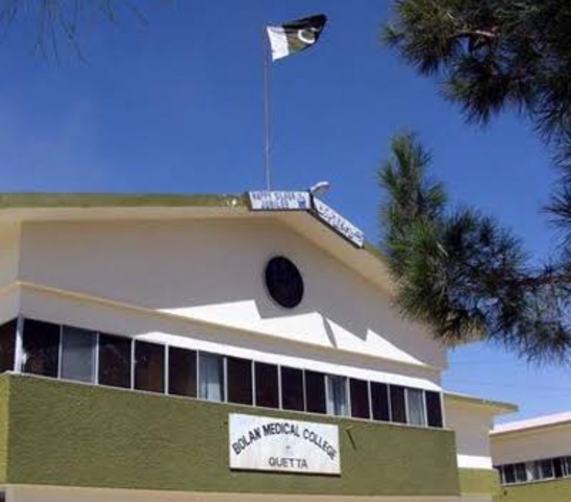 AbabgarBaloch's tweet image. میرا حکومت سے مطالبہ ہے کہ وہ جلد از جلد میڈیکل کالجز کے داخلہ ٹیسٹ کا انعقاد کرائے جس کی سمری پچھلے 2مہینے سے #CM  @jam_kamal  کے دفتر میں زیر التواء کا شکار ہے۔ صوبائی وزیر @BulediZahoor  اور اپوزیشن رہنما @Senator_Baloch  بھی اس حوالے سے اپنا کردار ادا کریں۔ 
#MedicalEntryTest