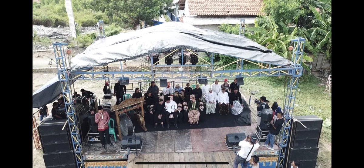 idismart's tweet image. Acara Penganugerahan Apresiasi ORI @orirekor kepada Pangeran Patih Raja Muhammad Qodiran dalam acara kirab budaya desa gebang ilir, kec gebang, kab. Cirebon, jawa barat. #smartizen