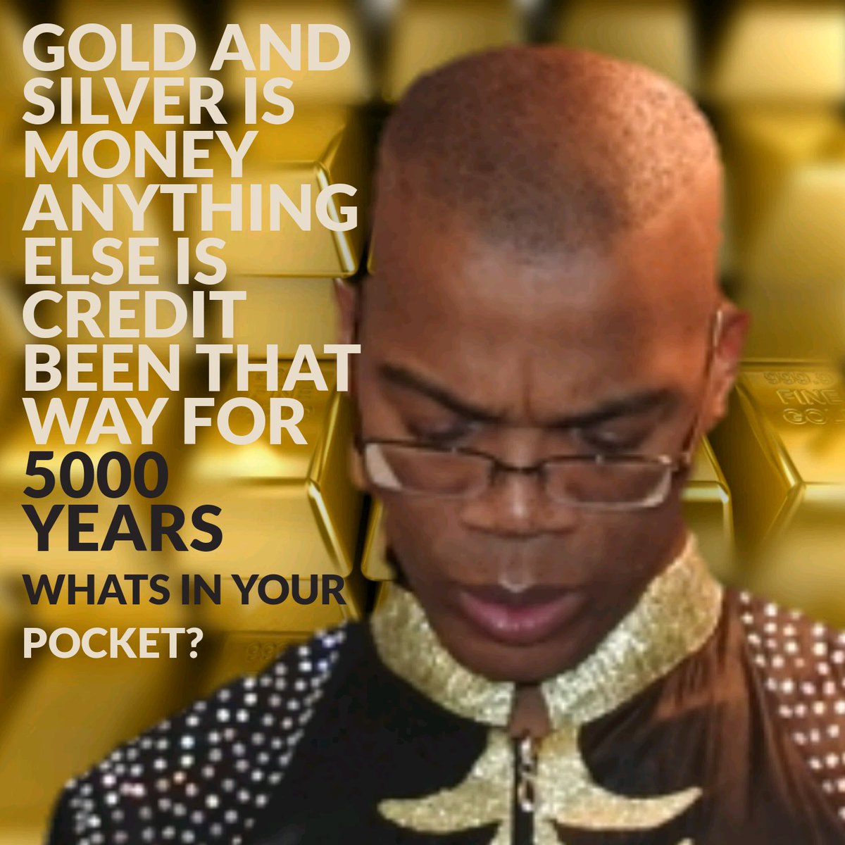 TeamJFJ's tweet photo. Money used to be based on gold until the US Govt stole everybodys gold.FDR's 1933 Gold Confiscation executive order outlawing the private ownership of gold was unconstitutional. Writing on US money changed. What you use today are worthless credit to debt notes. Buy some gold. https://t.co/MpgTGglHrd