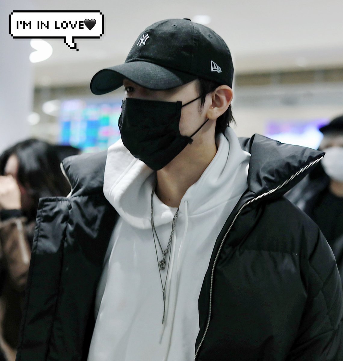 181209 몬스타엑스 아이엠 - 입국
@OfficialMonstaX
#몬스타엑스 #아이엠 #MONSTAX #MONSTA_X #IM #임창균 #창균 #꾸꿍