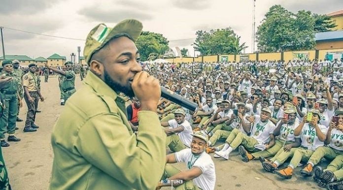 Gist_NG's tweet photo. Why Davido Was Sanctioned By NYSC https://t.co/7pOVZmBg2z https://t.co/TvDgeuJdIW