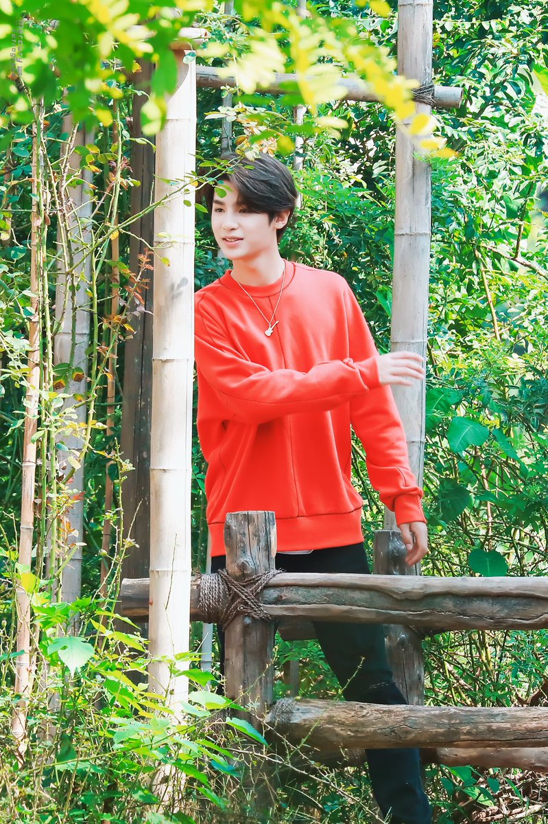 MercuryRetrogr4's tweet photo. 180930 乌镇 HD 4p

🚫Do not delete logo,share with cr please.

#黄明昊 #Justin #저스틴 #JustinHuang #HuangMinghao https://t.co/otcSAob48Y