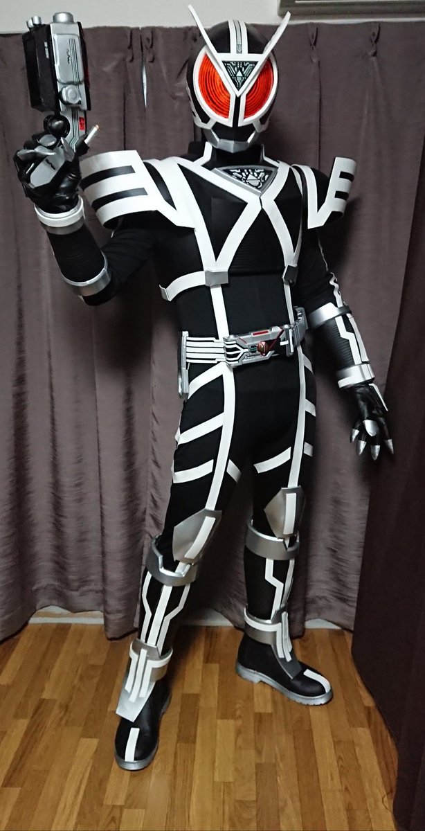 Twoucan 仮面ライダーデルタ の注目ツイート コスプレ