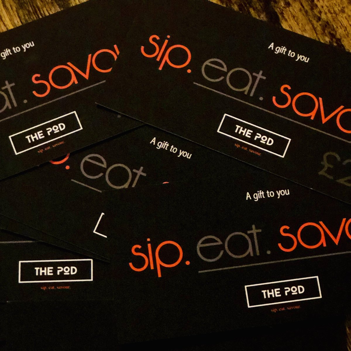 ThePodNewport's tweet photo. Give something a little different this year🎁 Here at The Pod we have something to suit all foodies, gin/cocktail lovers in your life...
Gin Masterclass Vouchers, £30/£60/£120pp. Bespoke Hampers, from £50 &amp; food/drink vouchers🍴🥂 . To purchase, pls email hello@thepodevents.com https://t.co/PMOI2XvHjA