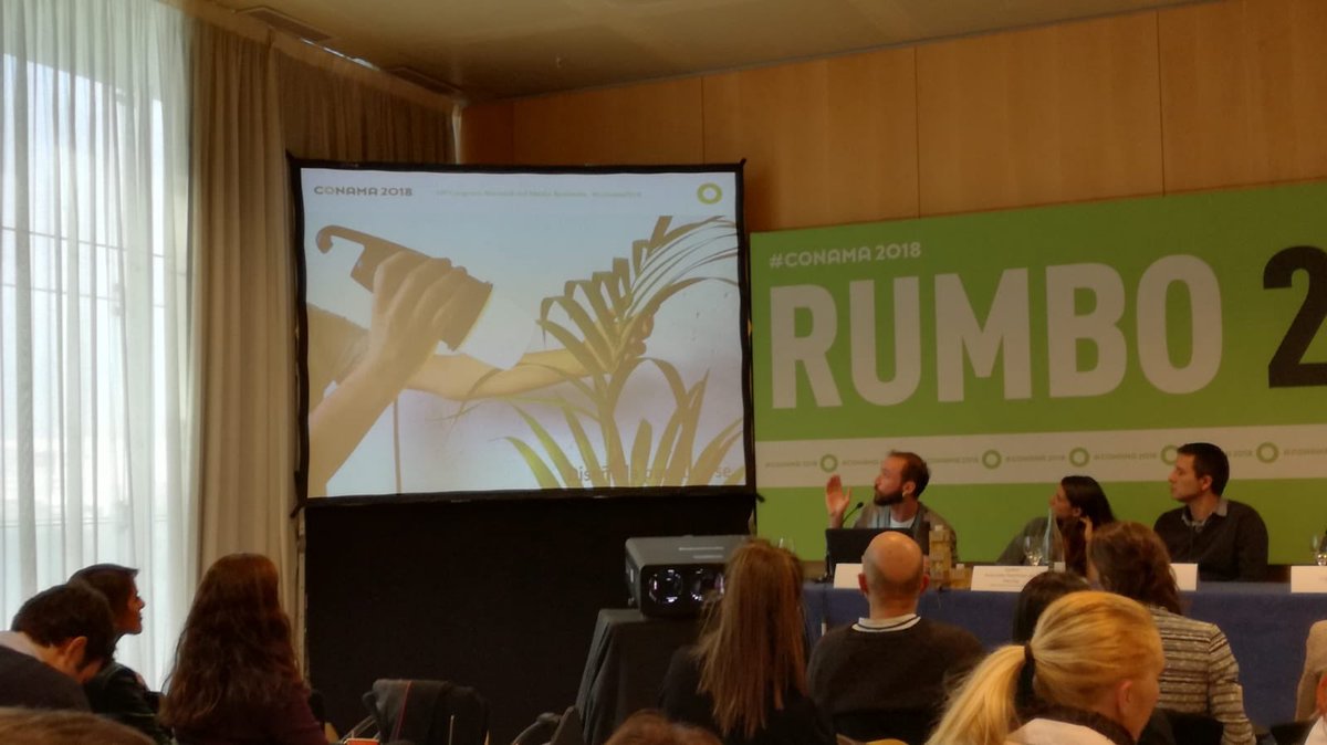 Muy interesantes los proyectos finalistas del concurso de #Ecodiseño en #St27 #Conama2018 entre los que se encuentran emprendimientos de la Red <a href="/emprendeverde/">Red Emprendeverde</a> como <a href="/LestocBCN/">L'estoc</a> y Oiko Design Office.