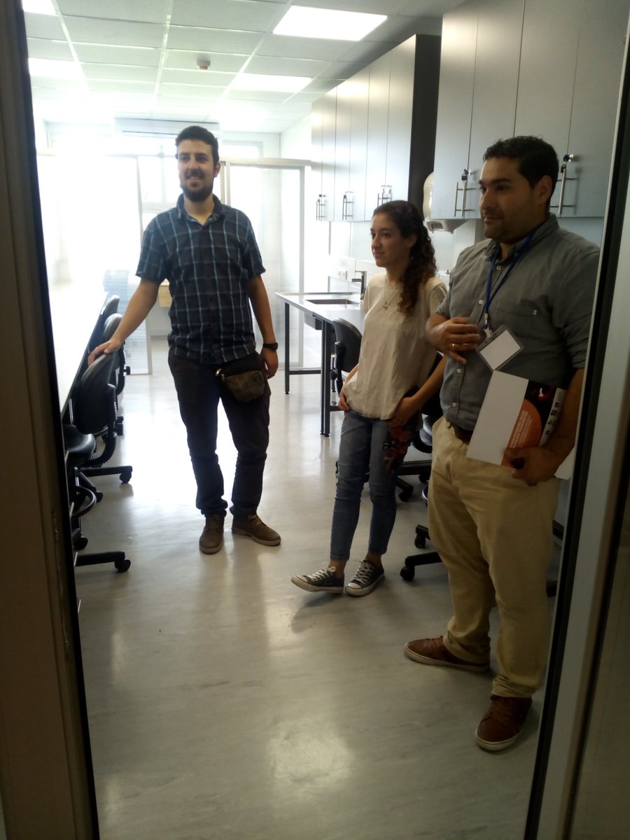 MariaEFrancia's tweet image. Allow me a little moment of pride here. Featured here, my new G4 lab space, and my team. We are excited to kick off 2019 with the inauguration of #ApiLab! @IPMontevideo