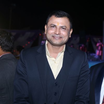 skshukla_09's tweet photo. #NewProfilePic https://t.co/uEFyo2gPmo