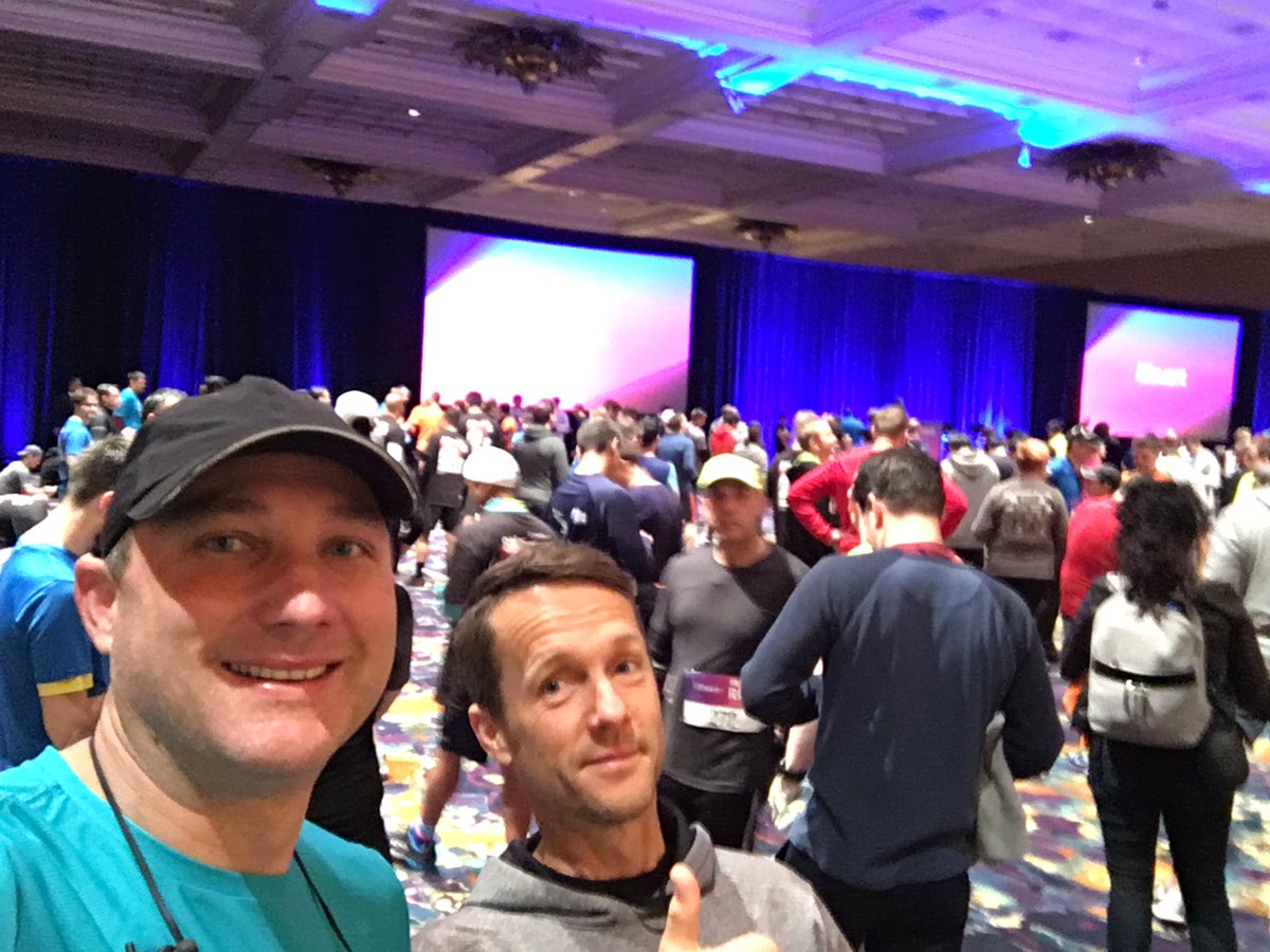ready for the 8km fun run at <a href="/AWSreInvent/">AWS re:Invent</a> @dbvisitmike