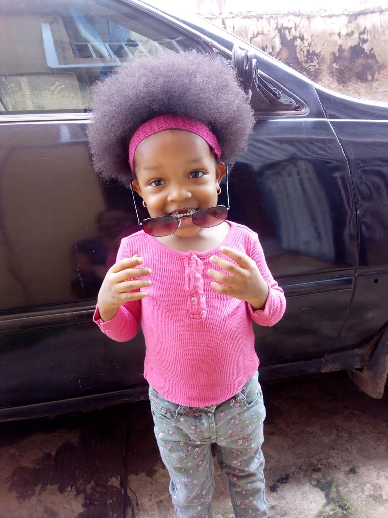 niyiogungbade1's tweet photo. Avearge age of farmers in nigeria, e.g in cocoa farming is 62 years, reason why there is no vigour in #agribusiness here. What are we young people doing? Agribusiness is the new cool!
Meet my 3 year old daughter, enny, she love agribusiness https://t.co/Uj72gU3hUX