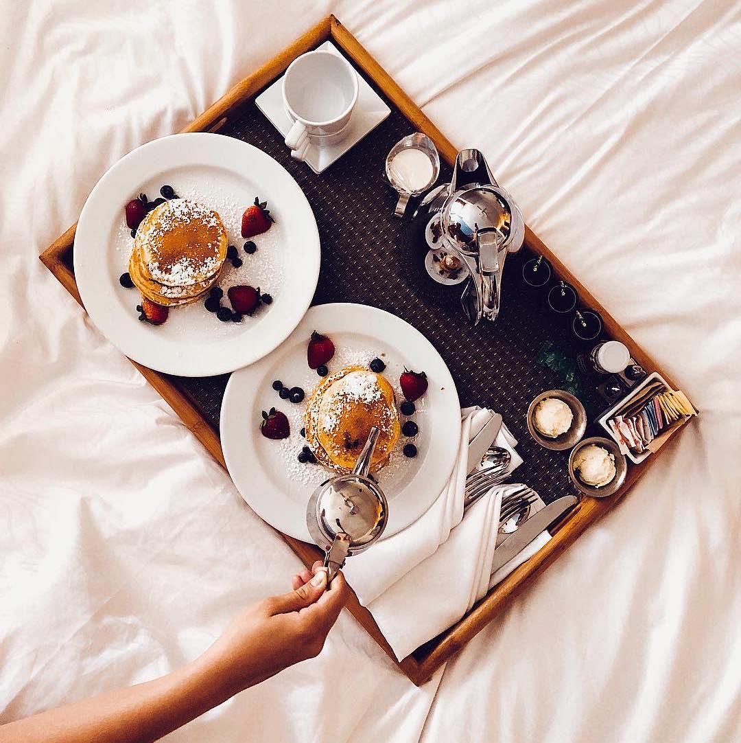 Breakfast in bed because you deserve it. 🍳
📷: jesikahbennett