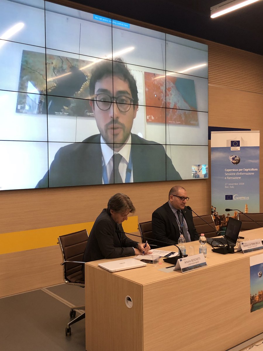 CopernicusEU's tweet photo. Policy Officer Stefano La Terra Bella, from @EU_Growth, introduces the Copernicus  programme to a full room at our #CopernicusInfoSession in Bari: There are many examples of Copernicus benefits for the Agricultural sector https://t.co/29C9SyvCob