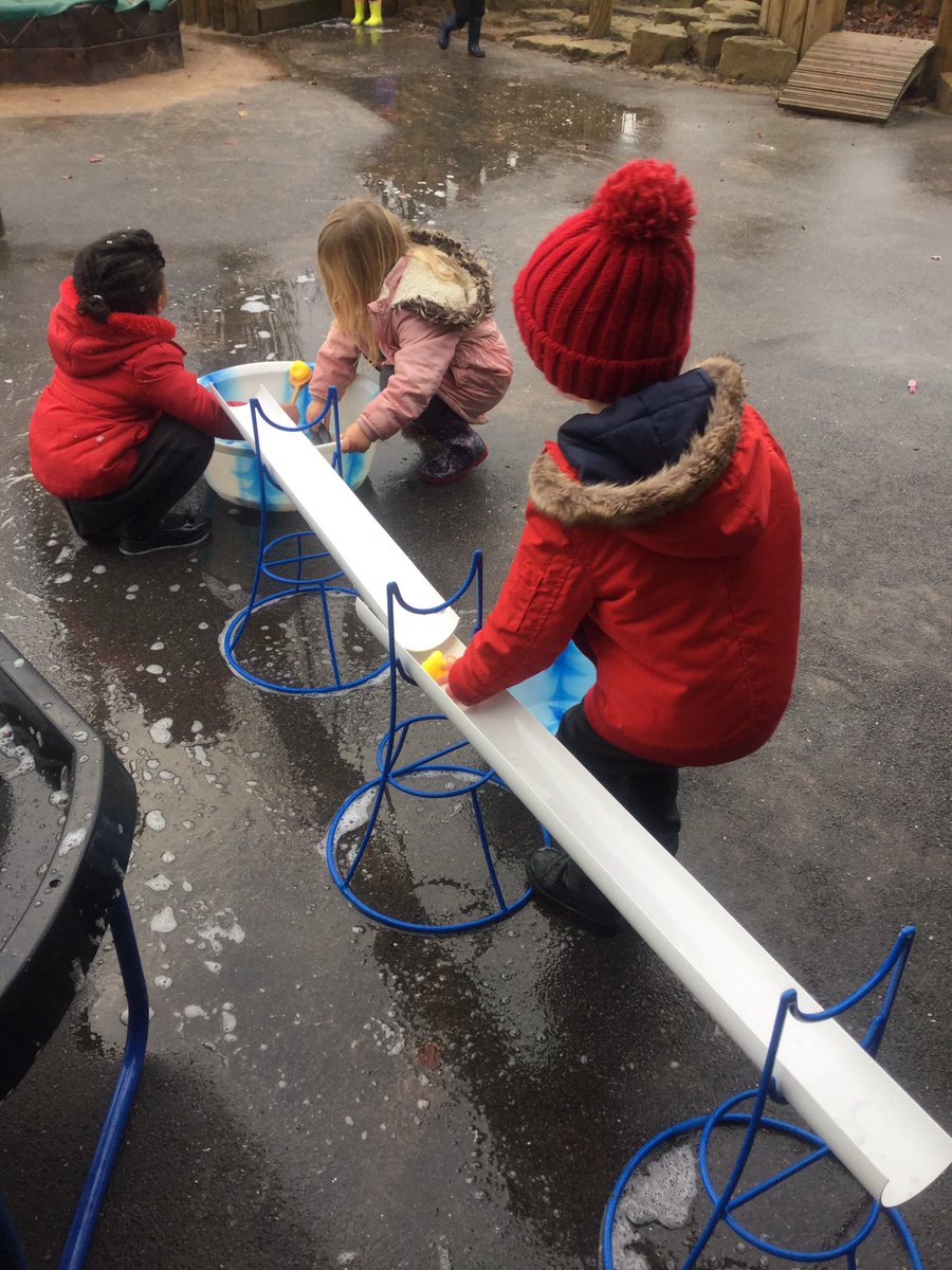 MeerkatsMonkeys's tweet photo. Enjoying warm water and problem solving with the number ducks in our today. https://t.co/KcIwowOpvm