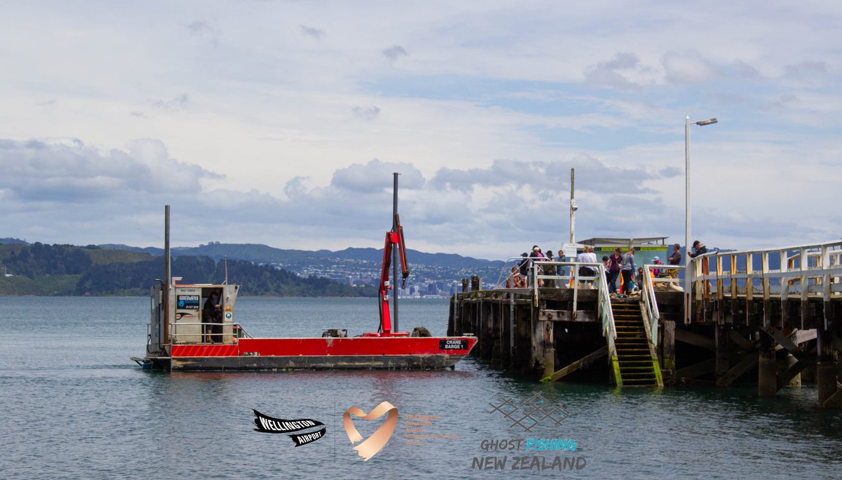 GhostDivingNZ's tweet photo. Another successful clean-up by the #ghostfishing crew and volunteers, this time at the beautiful @DaysBayDays in @EastbourneNz. Thankfully not too much junk to pick up but it was well worth it! Thanks to everyone involved! https://t.co/hAl2KlZYKQ