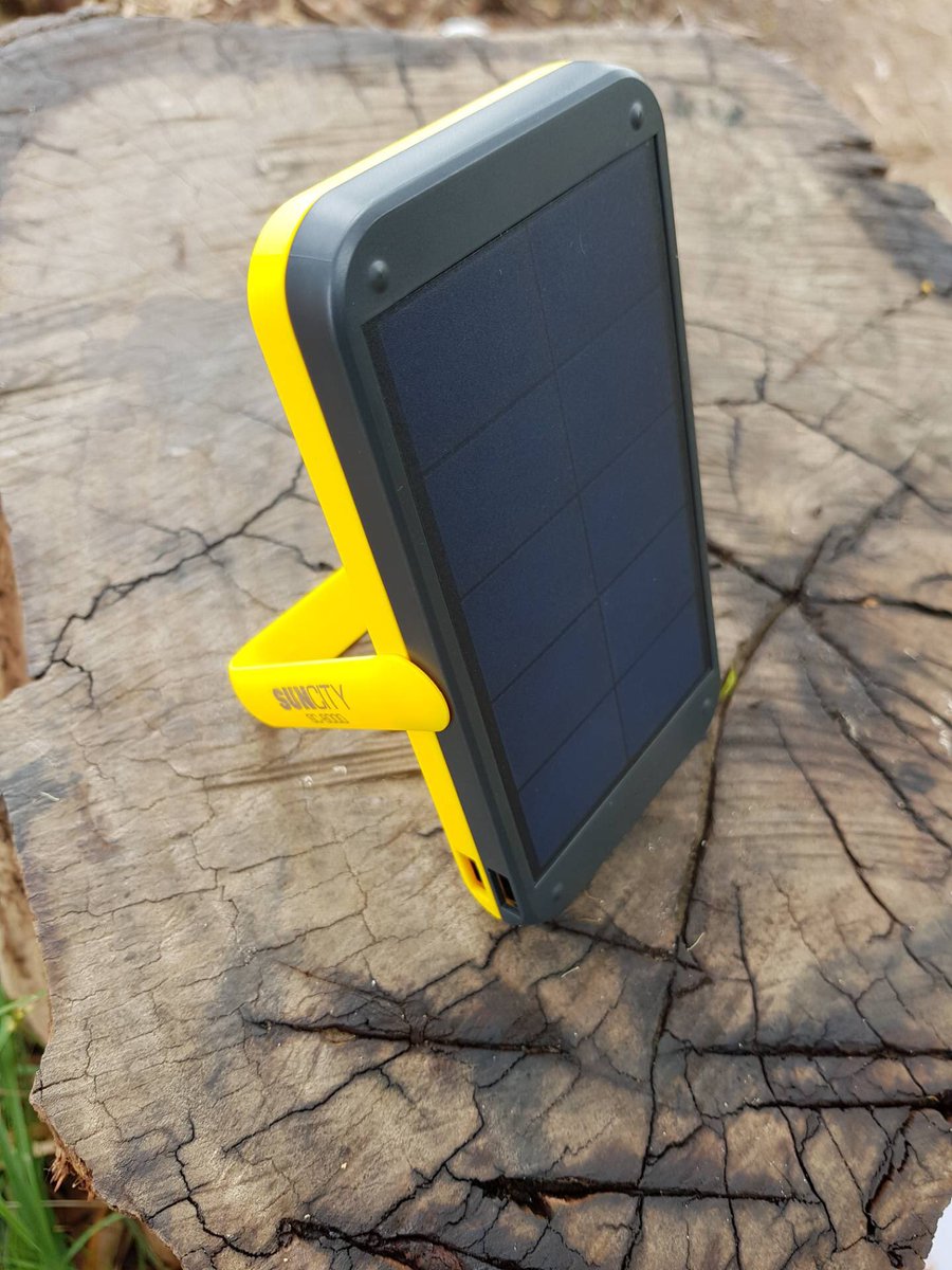SUNCITYGLOBAL1's tweet photo. Be travel ready with our SOLAR POWER-BANK to keep your phone and other gadgets charged whilst on the move.... #suncityglobal #gambia #Suncitysmilingcoast #africa #senegal #solar #solarenergy #solarpower #solargadgets #phonercharger #phoneaccessories #sunshine #LightUpYourLife https://t.co/3zLnZWa4Bp