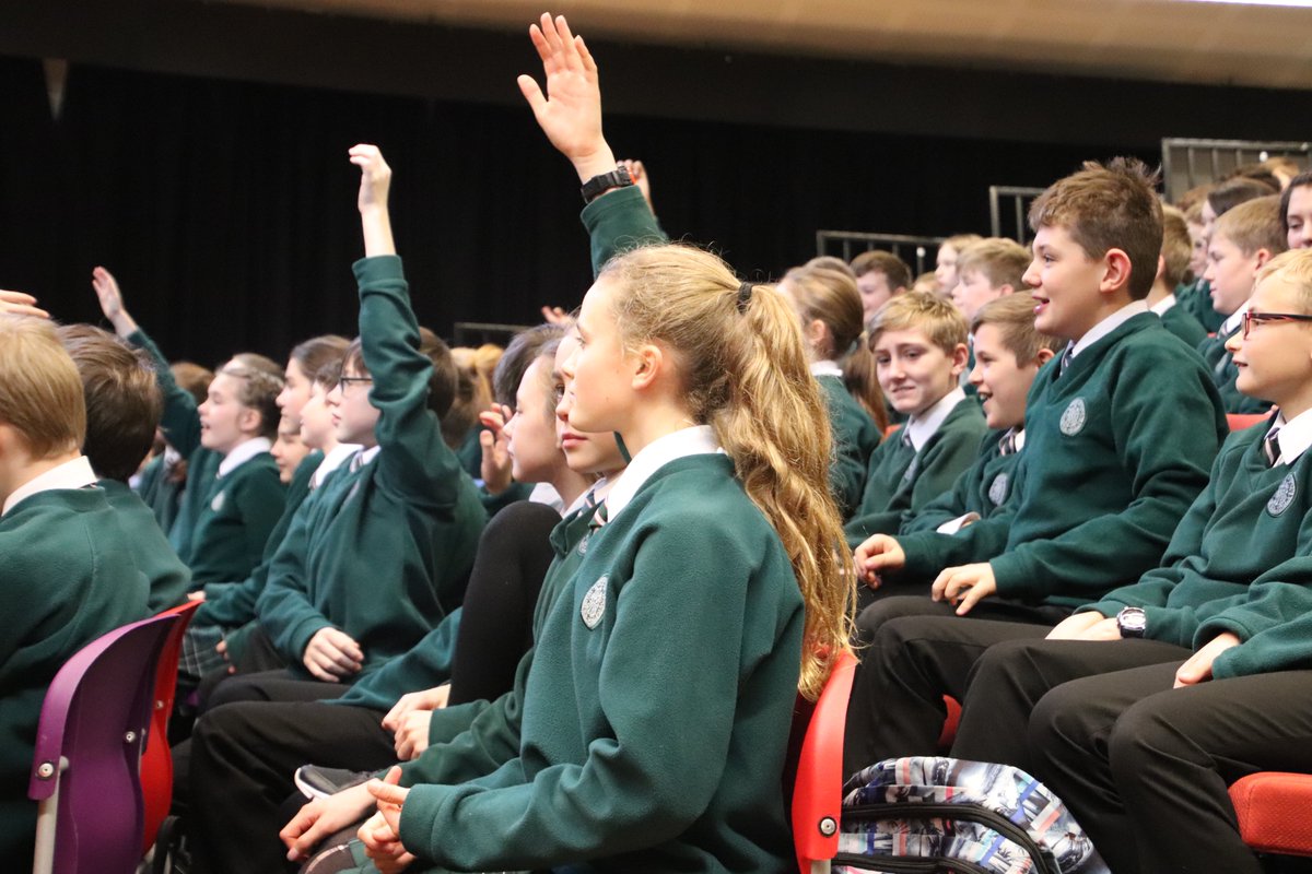 QES_KL's tweet photo. It was great fun to see the Science Museum at school, our pupils loved it!

@SM_Learn @CumbriaUni #ScienceRoadshow https://t.co/CUdlIKLJrG
