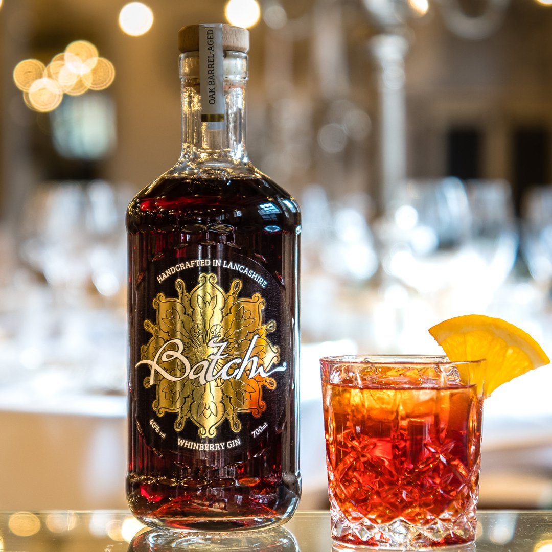 BatchDistillery's tweet photo. Catch us in store @BoothsCountry Barrowford today, in celebration of #LancashireDay 🌹

We'll be chatting all things Batch between 12-2pm &amp; 4-6pm. Come and say hi and sample our award-winning gins! https://t.co/jbZp7ugyVt