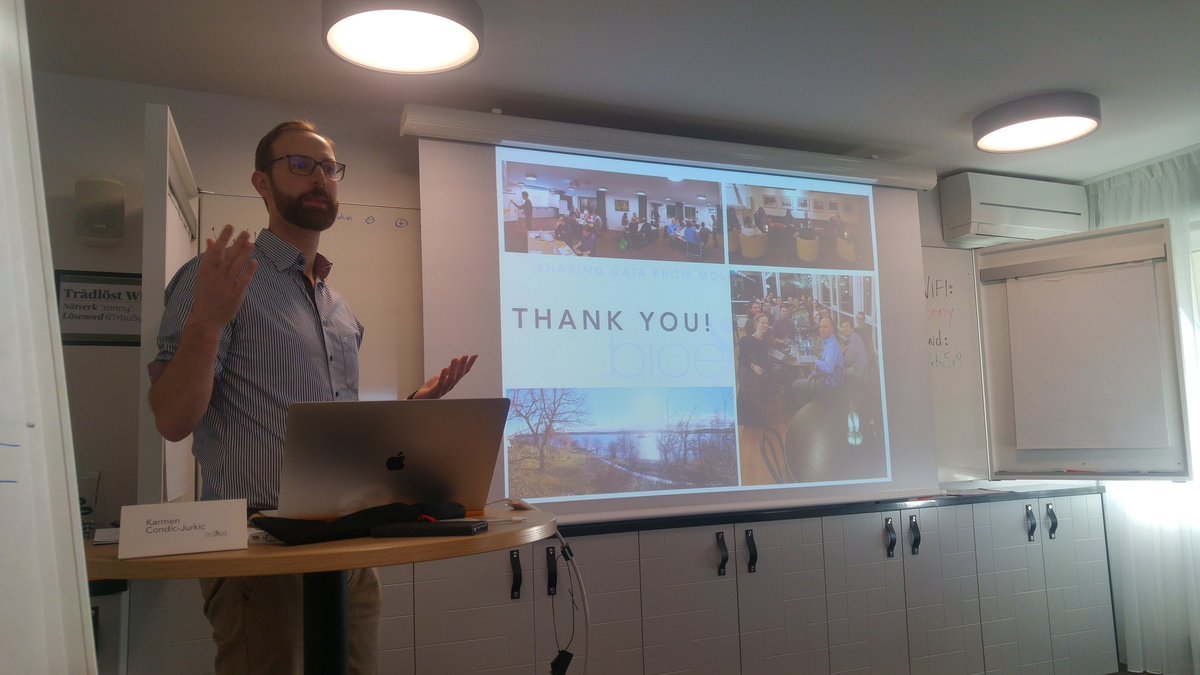 mika_trellet's tweet photo. #SDMS18 wrapping up with @Matth_Chavent , many thanks to all participants with a special mention to our vinaigrette oil ;) https://t.co/9nxLo1kNlf