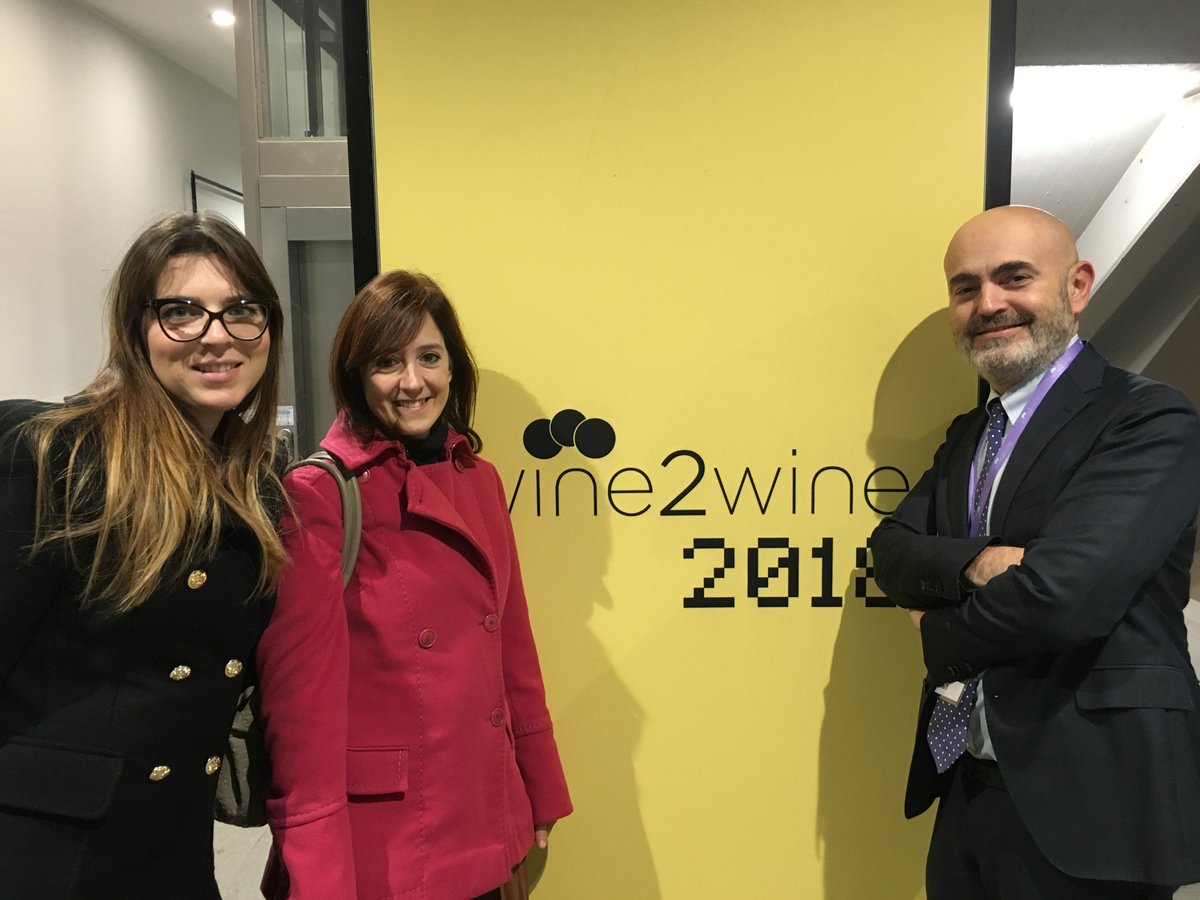 fruitecom_rp's tweet photo. Secondo giorno al #wine2wine tra #ispirazione, #relazioni e nuove #opportunità!
#fruitecom #wine2wine2018 #wine #businessideas #fruitecomstaff #verona #veronafiera #wineindustry #internationalforum #day2 https://t.co/ornsdrPu4v