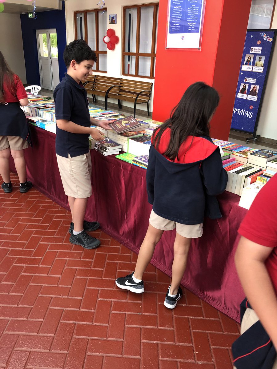 CAS_Grade5's tweet photo. Donβt judge a book by its cover #CASgrade5 #bookfair https://t.co/ohvZ1Q2rH8