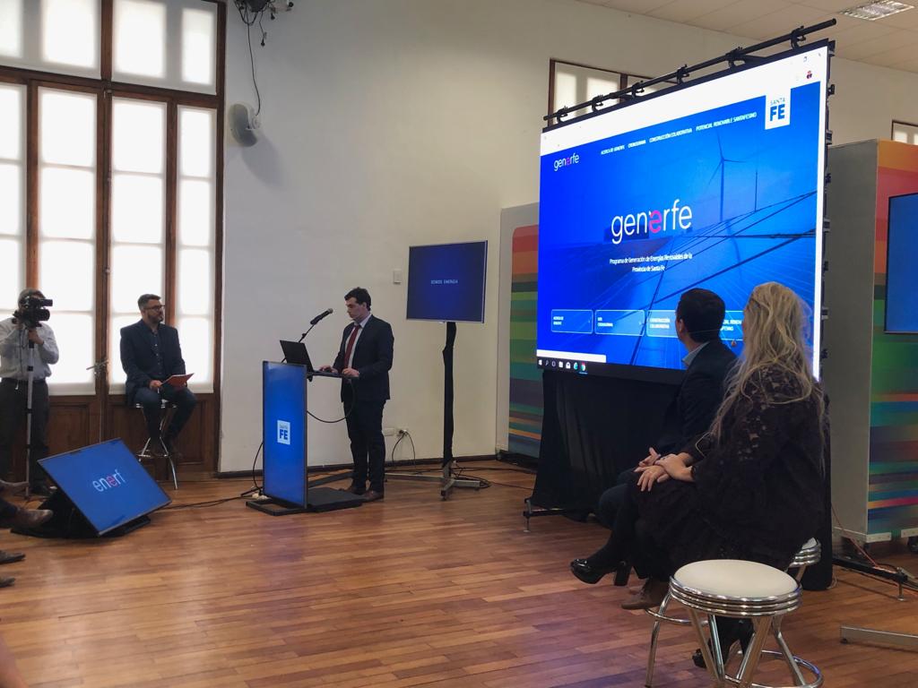 GeeseVeronica's tweet image. #GENERFE 💚Ya está activo para recibir consultas y aportes sobre el pliego santafe.gov.ar/generfe 💪👏 #SantaFe tiene un modelo de desarrollo de las energías renovables y #EpeSustentable @epeoficial es una herramienta fundamental 😃