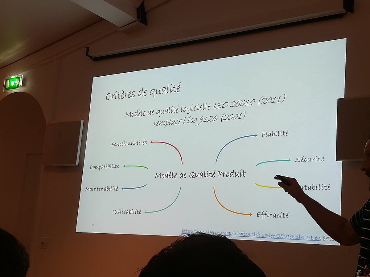 cgodard's tweet photo. Le modèle de qualité logicielle ISO 25010: un moyen de catégoriser tous les types de tests à faire pour  couvrir les critères de qualité attendus pour votre produit et ne pas oublier les tests plus implicites @CoulasFedou #FlowCon https://t.co/9uXu8eBw7w