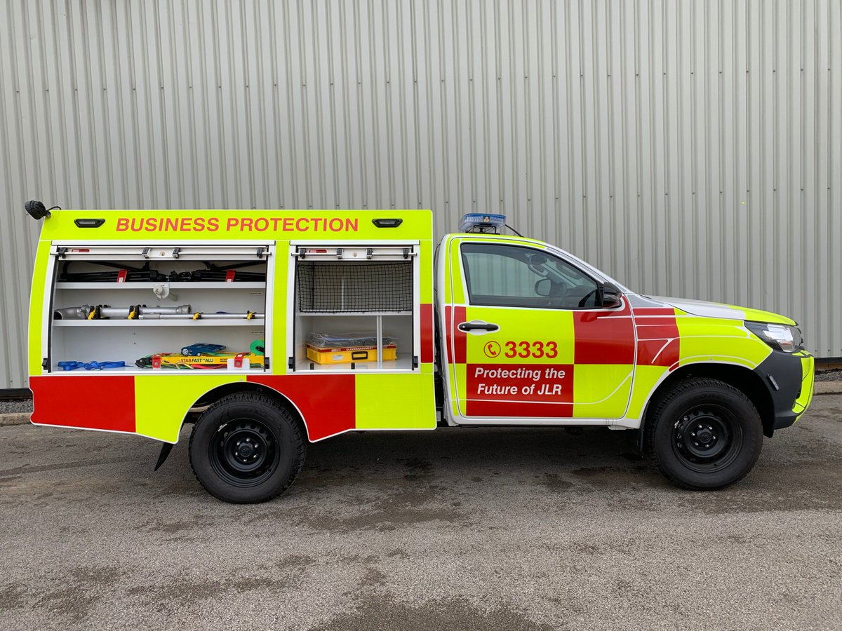 pickupsystems's tweet photo. reel, a HPX75 pump, 450L of water and a 50L foam tank. The vehicle specifications also have a blue light system, radio installation and battenberg livery.
#pickupsystems
#fireconversion
#businessprotection https://t.co/DoIJSgQ5VH