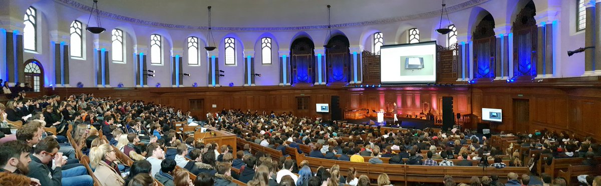 edu_in_action's tweet image. Our popular #ComputerScienceInAction day is already under way! First up is @ts2502_ discussing how #computervision is changing the way we visually recognise #objects at a massive scale.