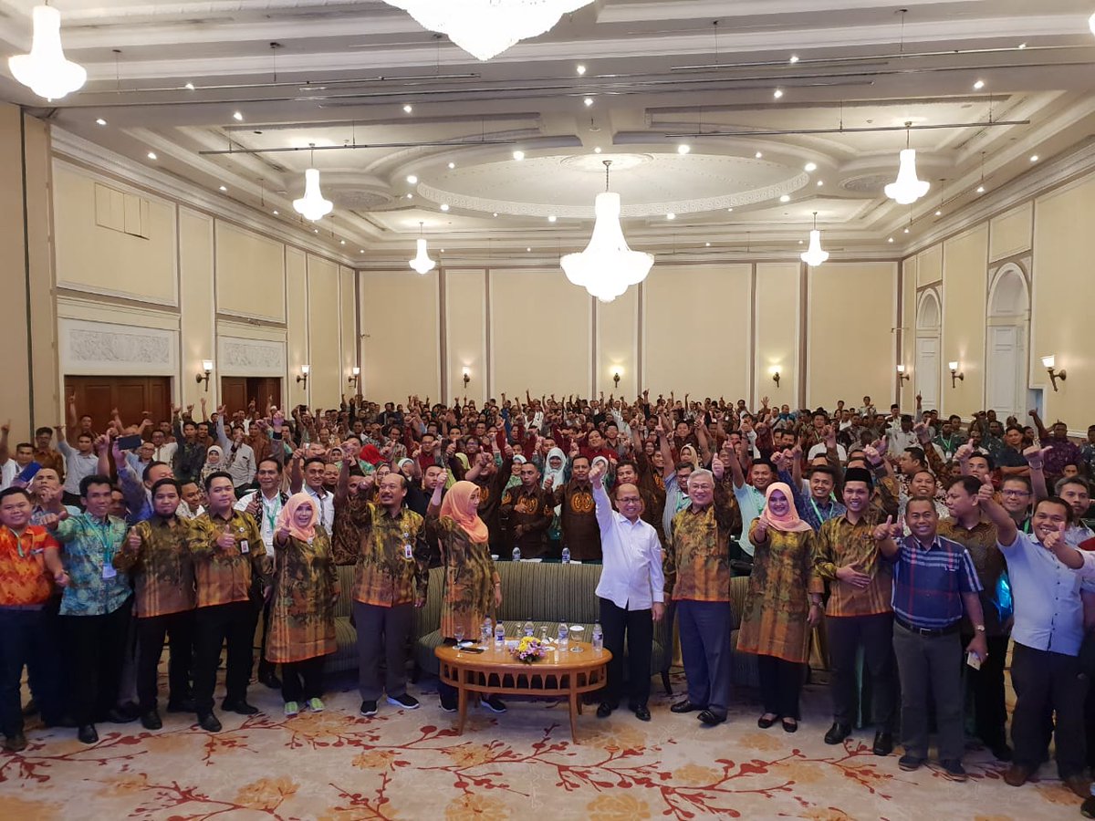 #rakortattg2018 
Dengan Rakor TA TTG kita dapat memetakan potensi PSDA dan Pengembangan TTG yg tepat menuju desa Mandiri
<a href="/jokowi/">Joko Widodo</a> 
<a href="/EkoSandjojo/">Eko P. Sandjojo</a> 
<a href="/taufikmadjid71/">IG : taufik.madjid</a> 
<a href="/anwsanusi/">Anwar Sanusi</a> 
@fachrilabalado