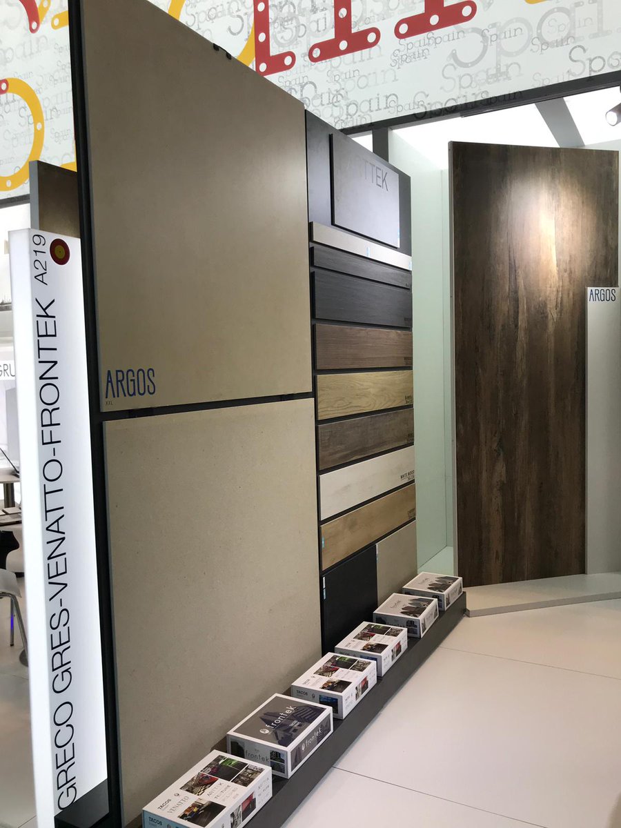 GrupoGrecoGres's tweet photo. Comenzamos el segundo dia de la gran feria de la construcción en Dubai, te esperamos en el stand A219!! @Big5Exhibition #thebig5 #frontek #fachadaventilada #venatto #argos #arttek https://t.co/eDH013jRzA https://t.co/vylxKjXigi